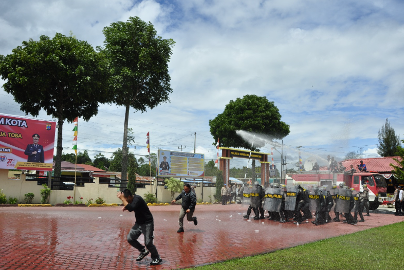 Gelar Sispamkota,  Polres Humbang Hasundutan dalam pengendalian Keamanan Pilkada 2024.