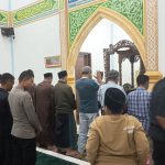 Perkuat Keimanan di Bulan Ramadan, Personel Polres Humbahas Laksanakan Tarawih dan Tadarus Bersama