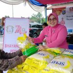 Sambut HUT Bhayangkara ke-80, Polres Humbahas Berbagi Lewat Pasar Murah