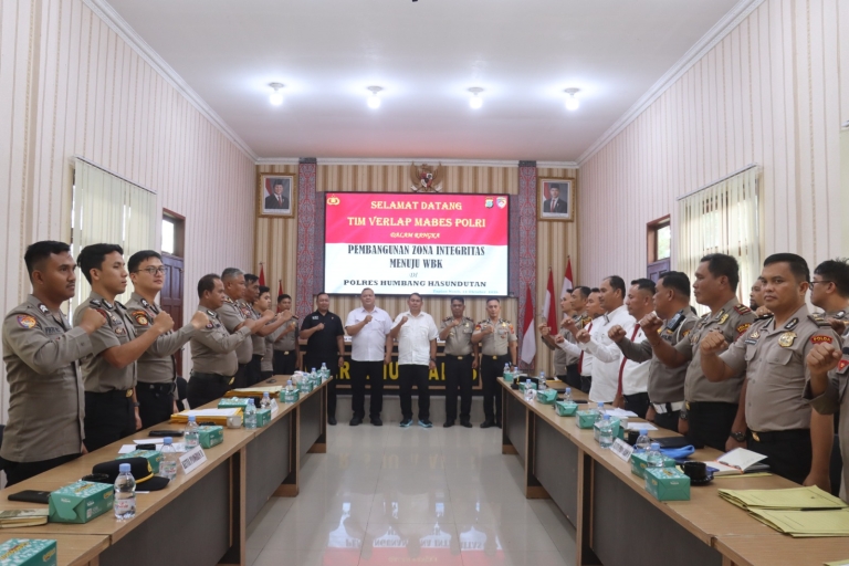Tim Penilai Mabes Polri Tinjau Pelayanan Terpadu Polres Humbahas dalam Penilaian Zona Integritas